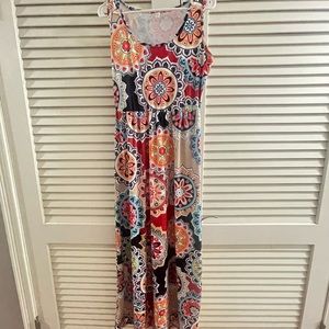 Multicolored long skirted sleeveless dress‎ size large